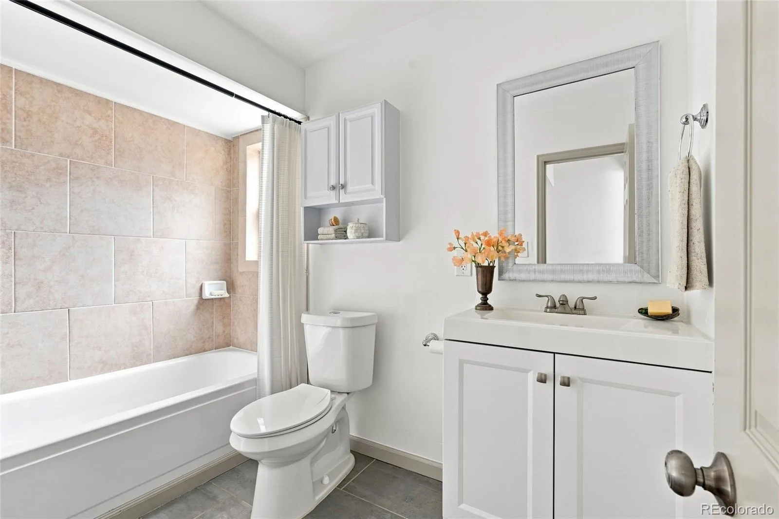 1265 Urban Street Lakewood CO 80401 | MLS #REC4104250 08132026215819 1600 14