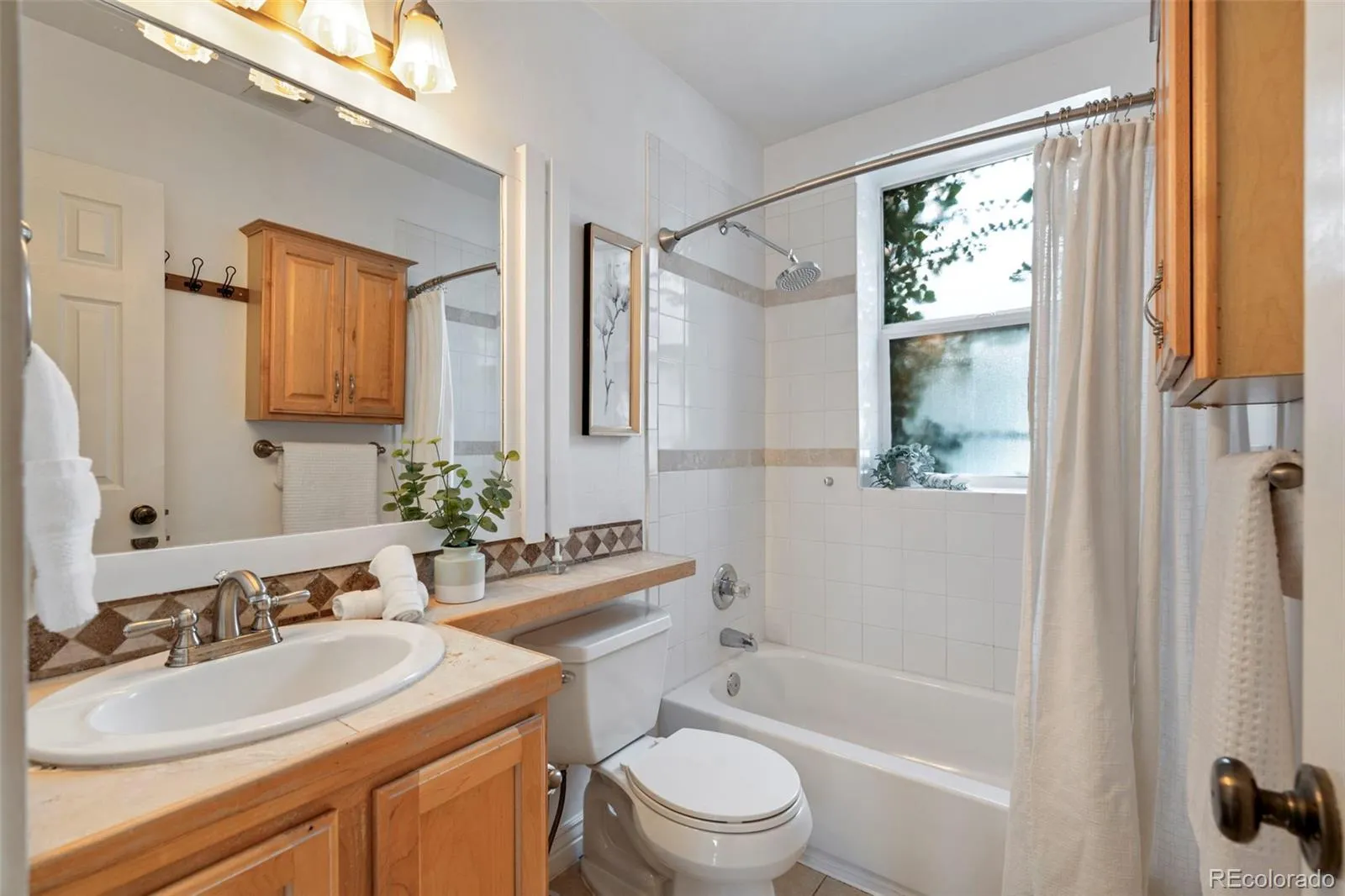 04092026073628 1600 21