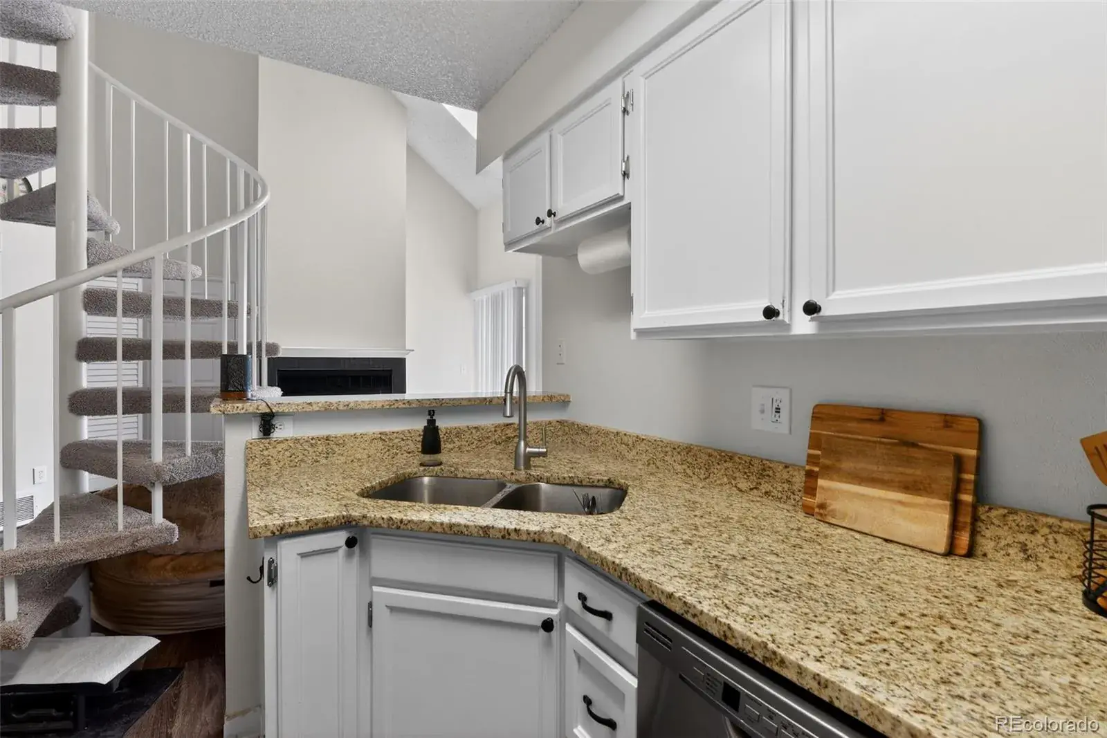 13873 E Lehigh Avenue #C Aurora CO 80014 MLS #REC4107549 02262026011611 1600 16