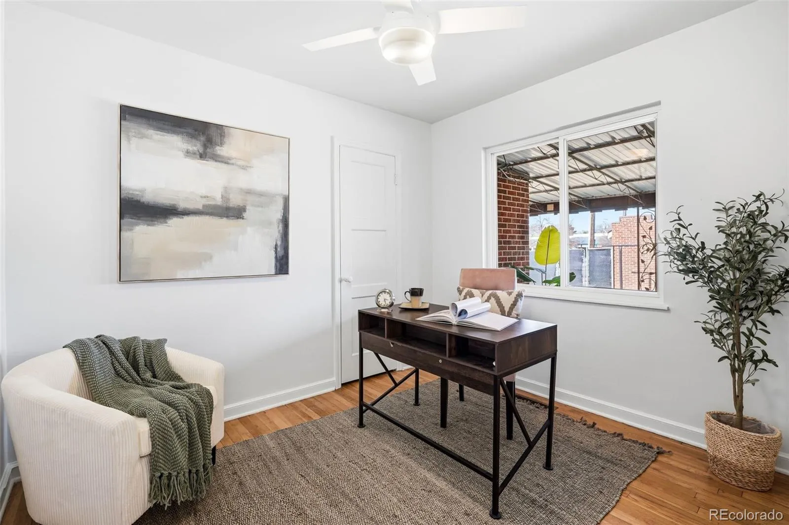 04112026154849 1600 14