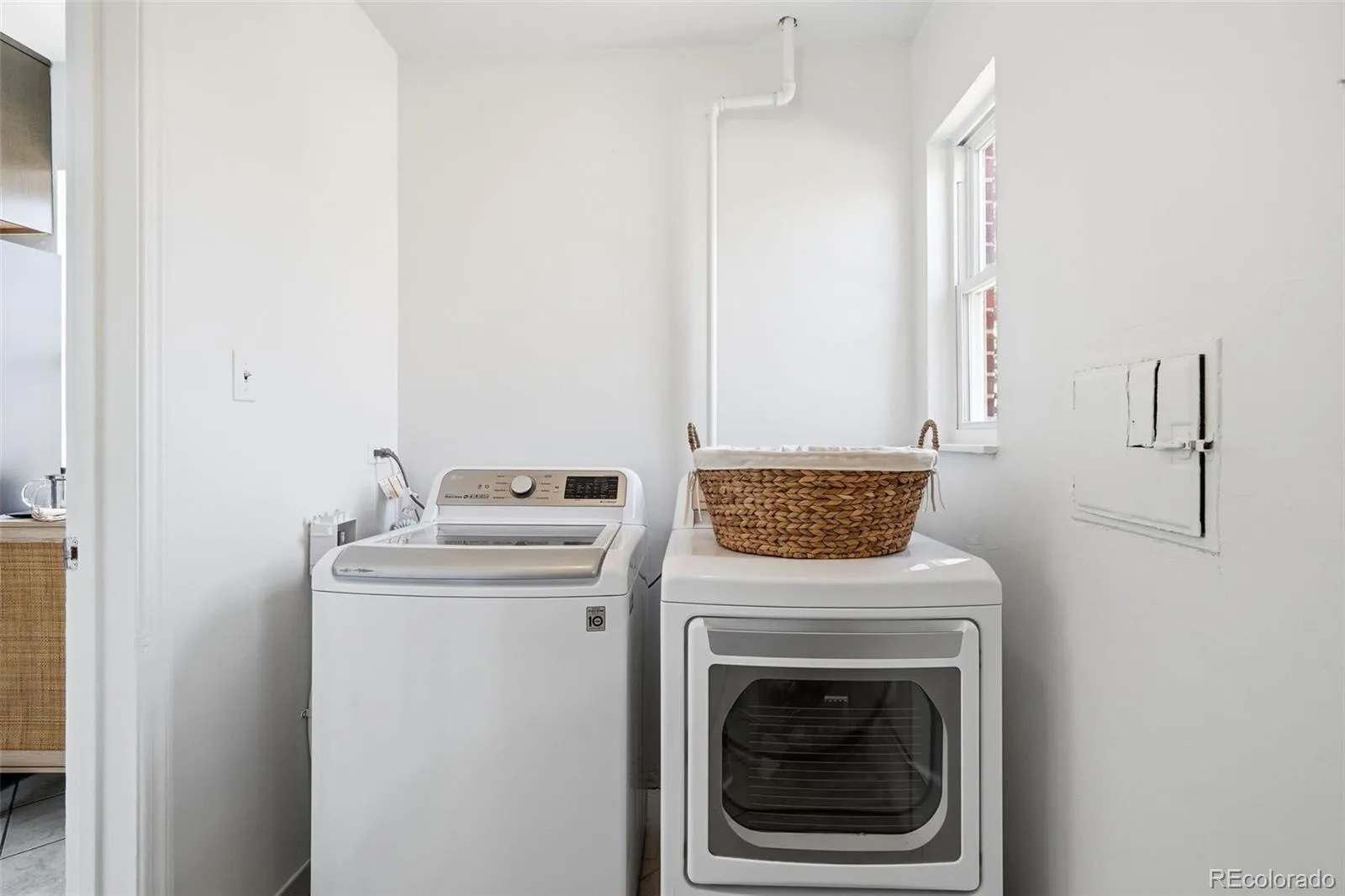 04112026154849 1600 18