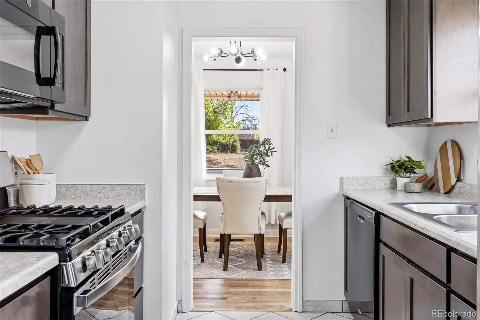 04112026154849 1600 7