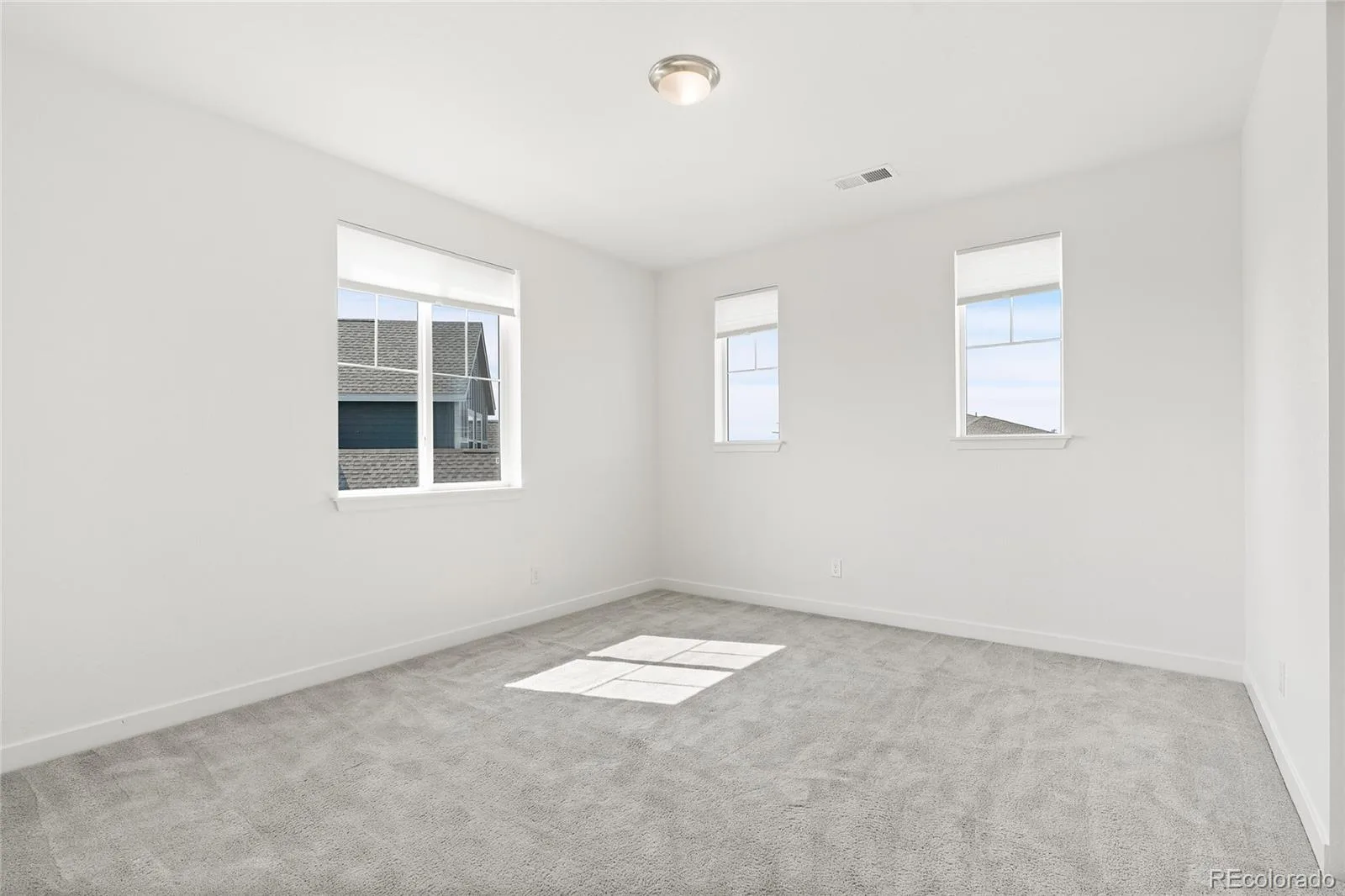 3387 Fellswoop Court Castle Rock CO 80108 MLS #REC4108596 08052026132358 1600 20