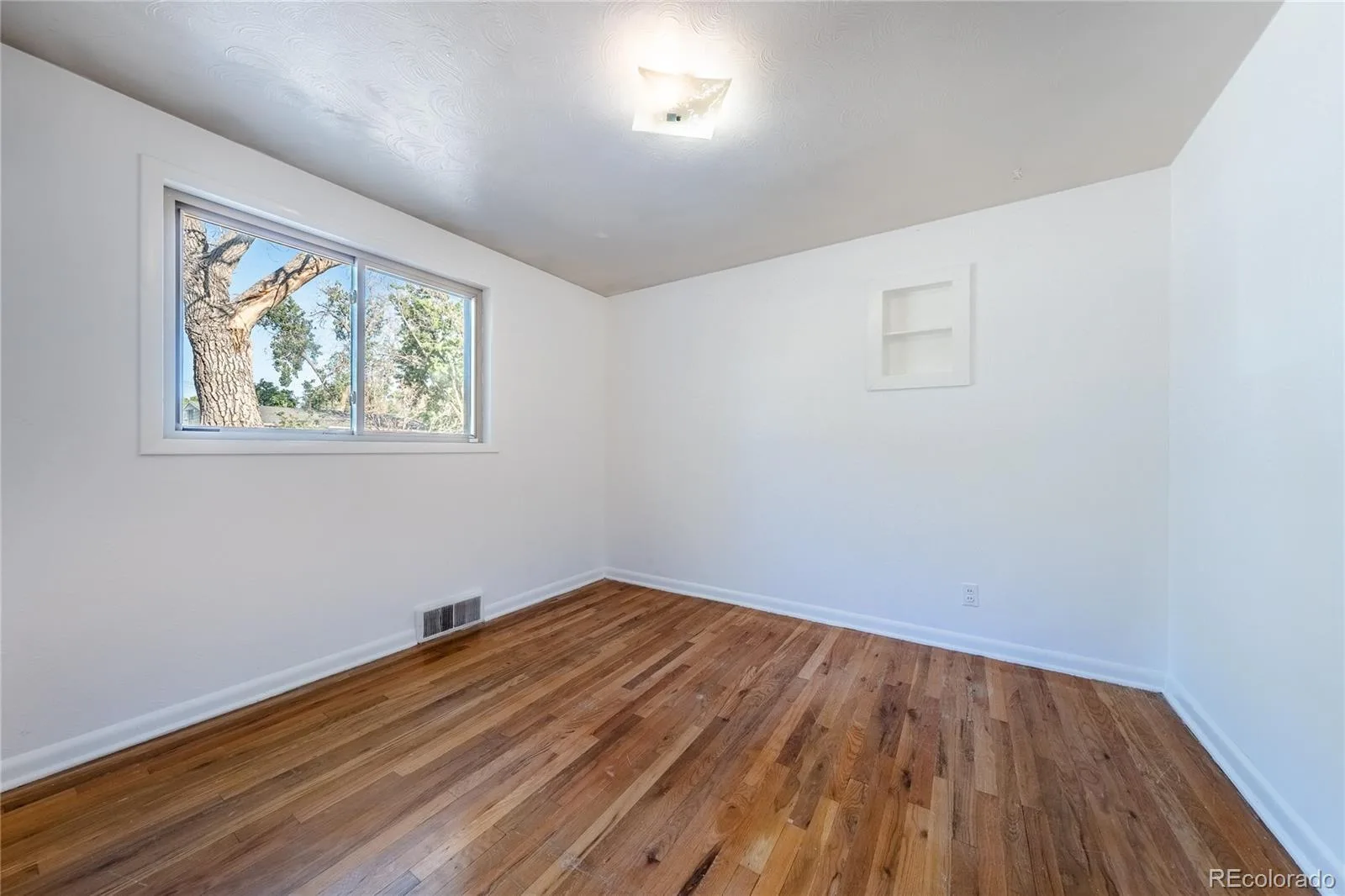 6461 Hudson Street Commerce City CO 80022 | MLS #REC4110341 08032026214822 1600 21