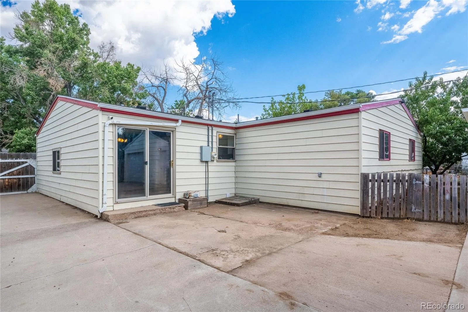 6461 Hudson Street Commerce City CO 80022 | MLS #REC4110341 08032026214822 1600 31