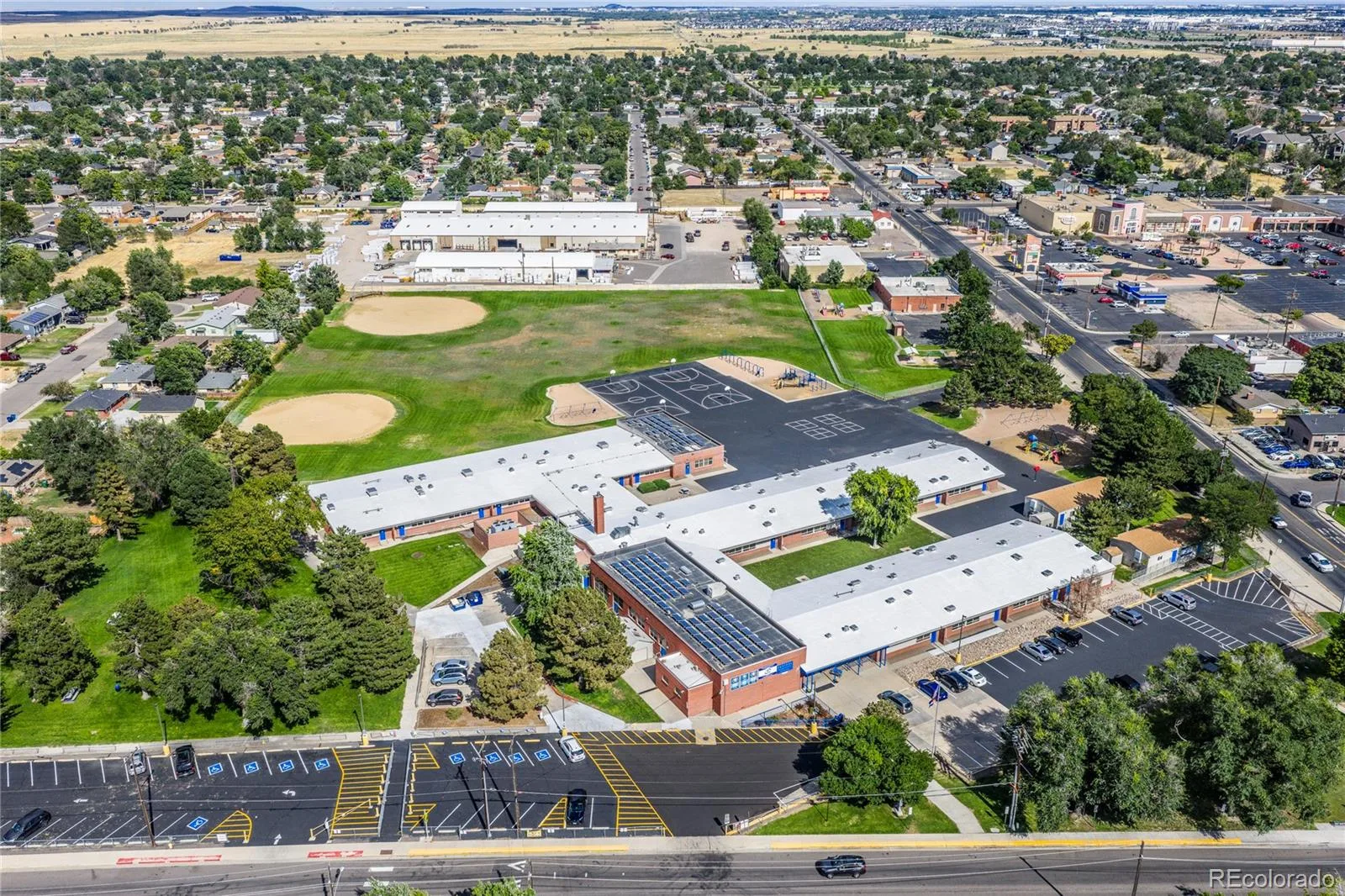 6461 Hudson Street Commerce City CO 80022 | MLS #REC4110341 08032026214822 1600 35