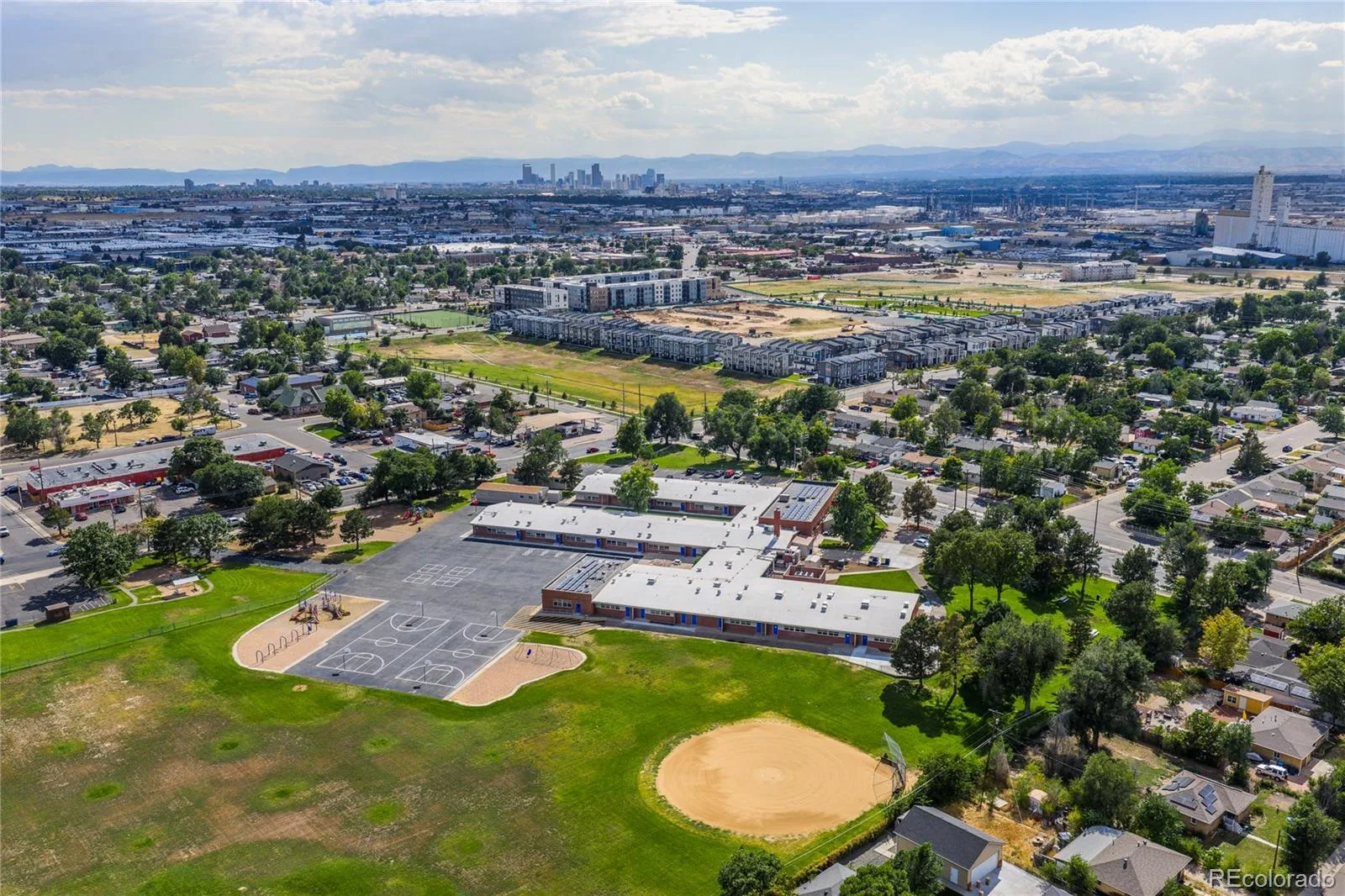 6461 Hudson Street Commerce City CO 80022 | MLS #REC4110341 08032026214822 1600 36