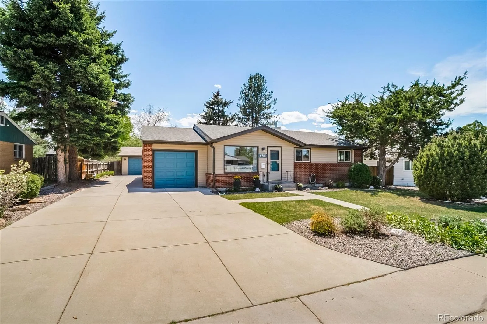 6780 S Albion Way Centennial CO 80122 MLS #REC4112646 05182026201145 1600 27