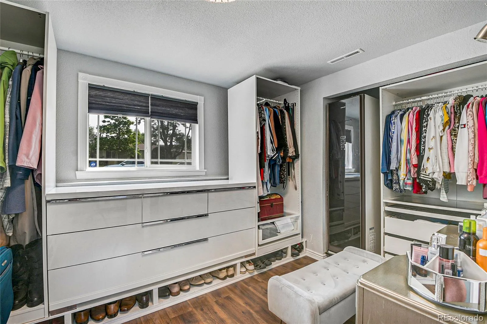 3021 S Helena Street Aurora CO 80013 | MLS #REC4113958 08302026210415 1600 44