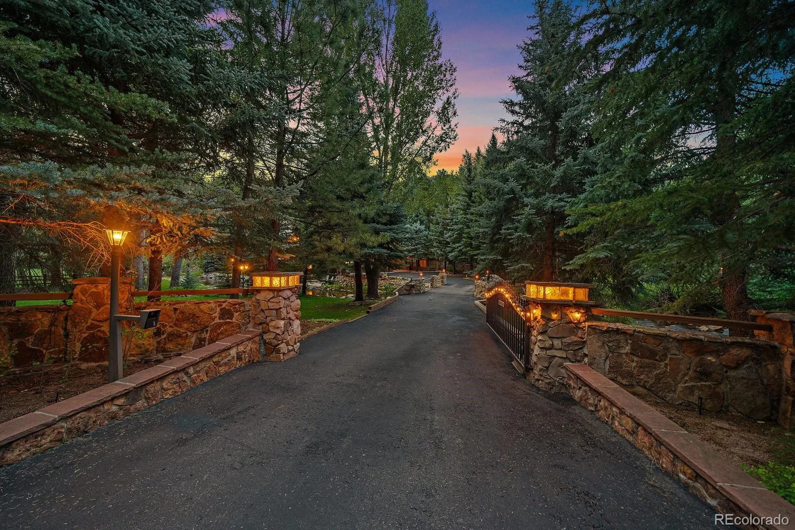 34393 Upper Bear Creek Road Evergreen CO 80439 | MLS #REC4114307 08112026132510 1600 2
