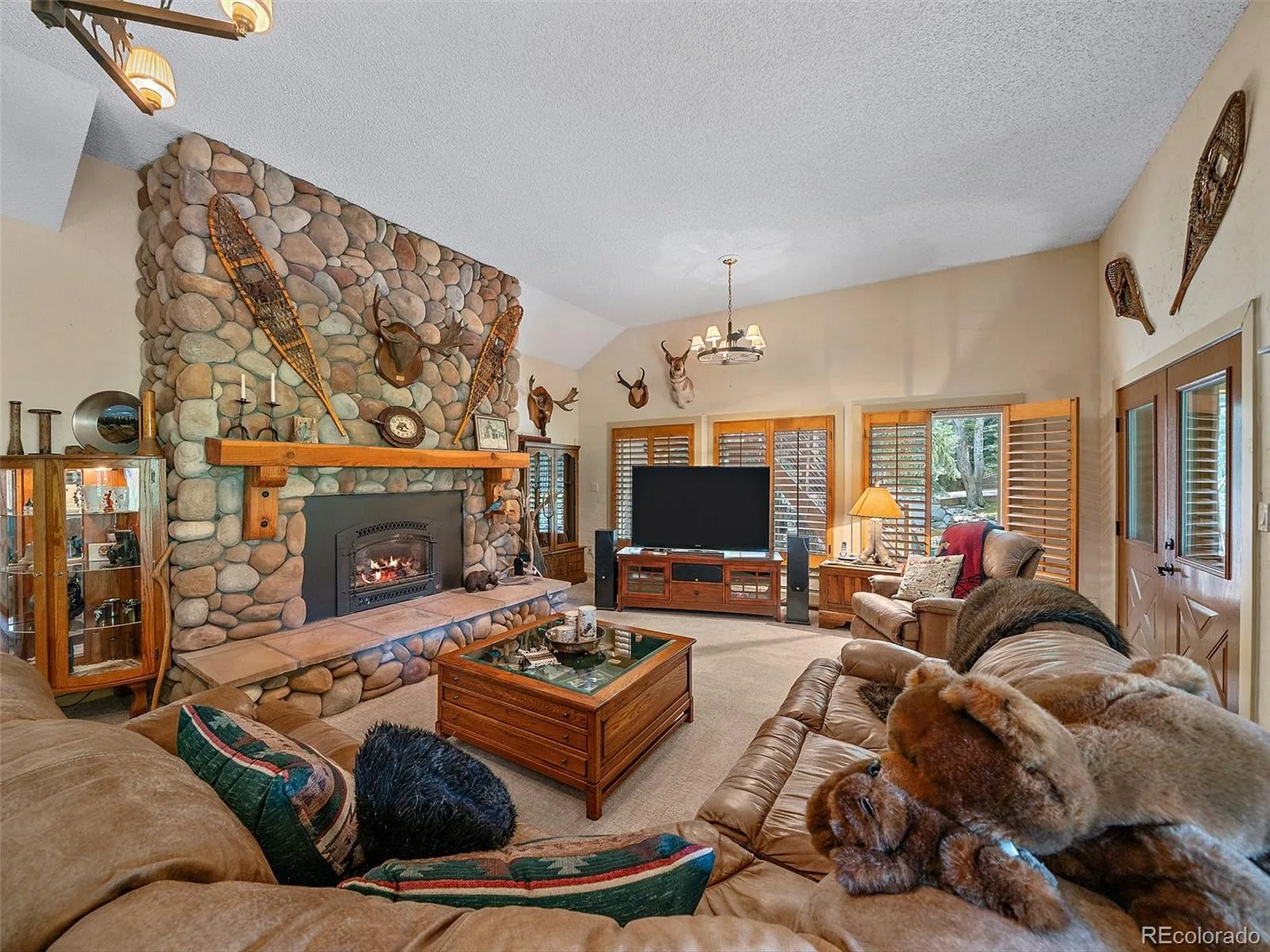 34393 Upper Bear Creek Road Evergreen CO 80439 | MLS #REC4114307 08112026132510 1600 34