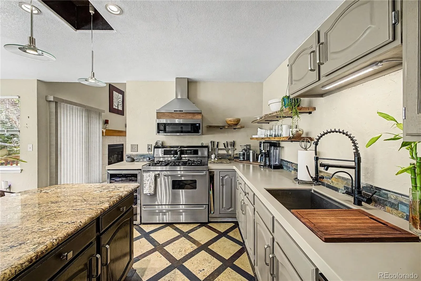244 Powderhorn Trail Broomfield CO 80020 | MLS #REC4114414 08282026202442 1600 18