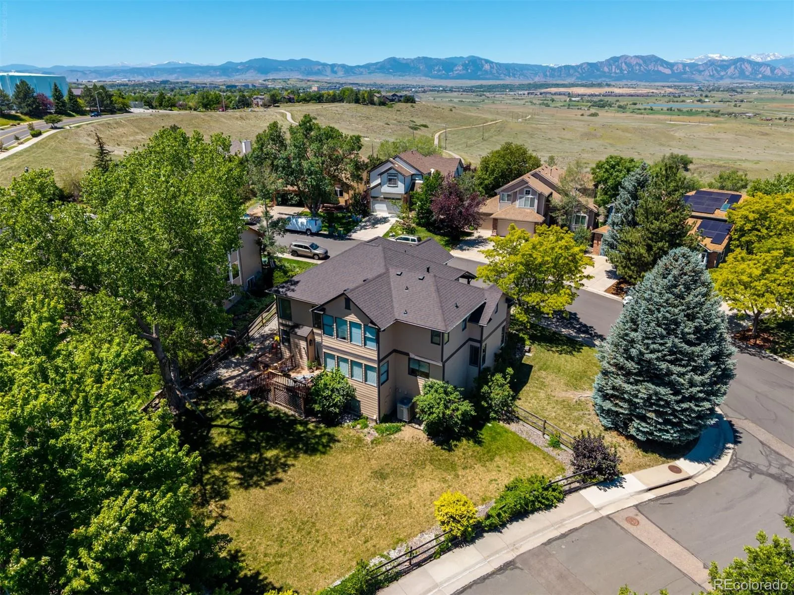 244 Powderhorn Trail Broomfield CO 80020 | MLS #REC4114414 08282026202442 1600 39