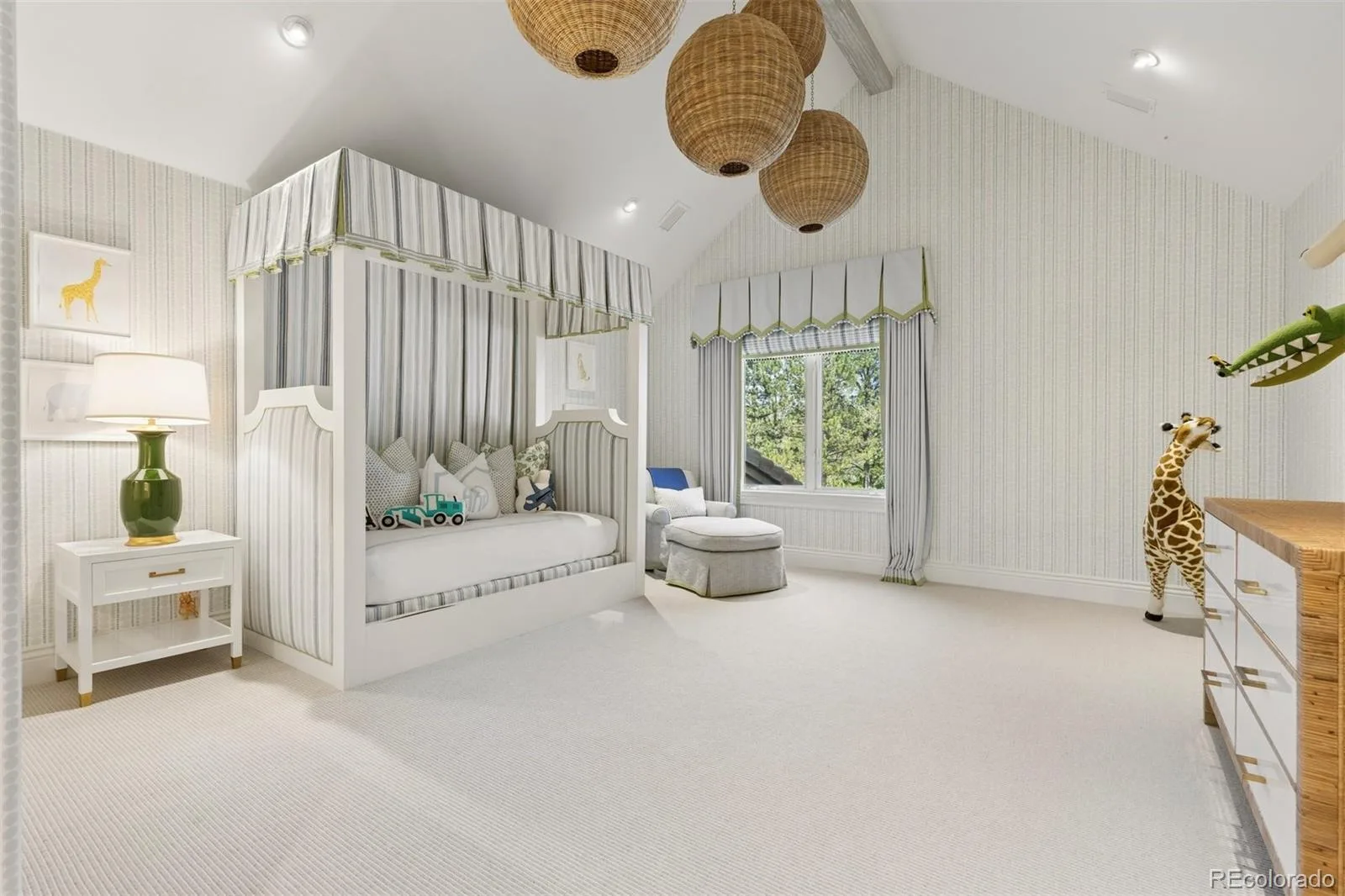 26 Cherry Hills Park Drive Cherry Hills Village CO 80113 | MLS #REC4114632 08122026215837 1600 25