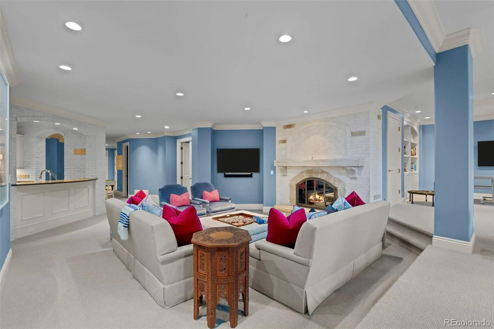 26 Cherry Hills Park Drive Cherry Hills Village CO 80113 | MLS #REC4114632 08122026215837 1600 29