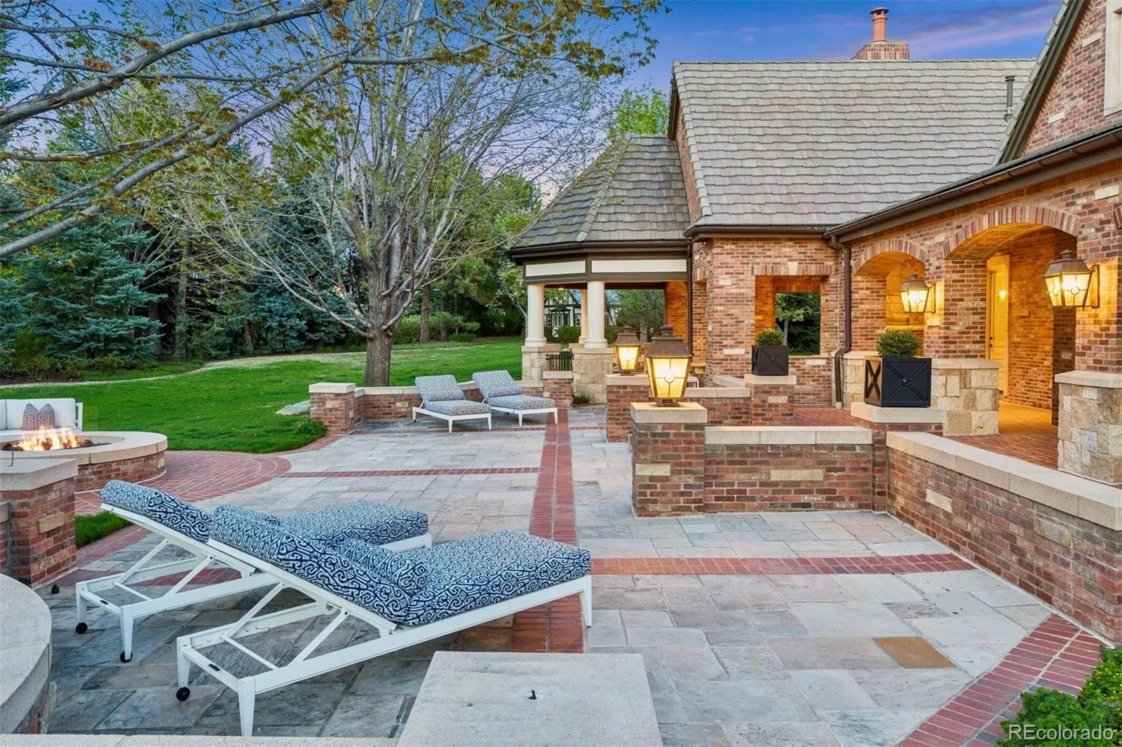 26 Cherry Hills Park Drive Cherry Hills Village CO 80113 | MLS #REC4114632 08122026215837 1600 39