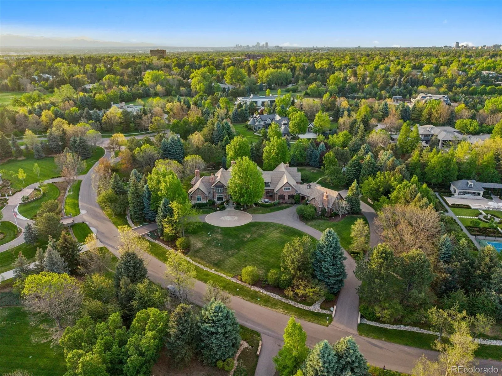26 Cherry Hills Park Drive Cherry Hills Village CO 80113 | MLS #REC4114632 08122026215837 1600 49