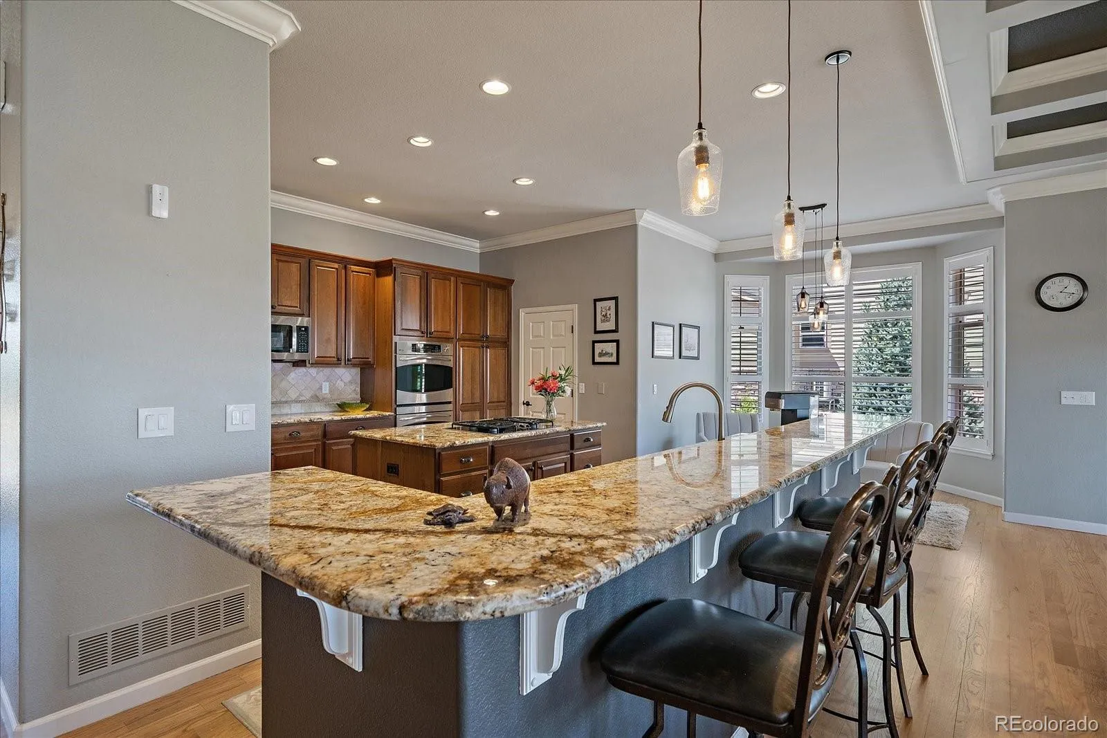 7660 S Blackstone Parkway Aurora CO 80016 MLS #REC4116596 05142026211429 1600 11