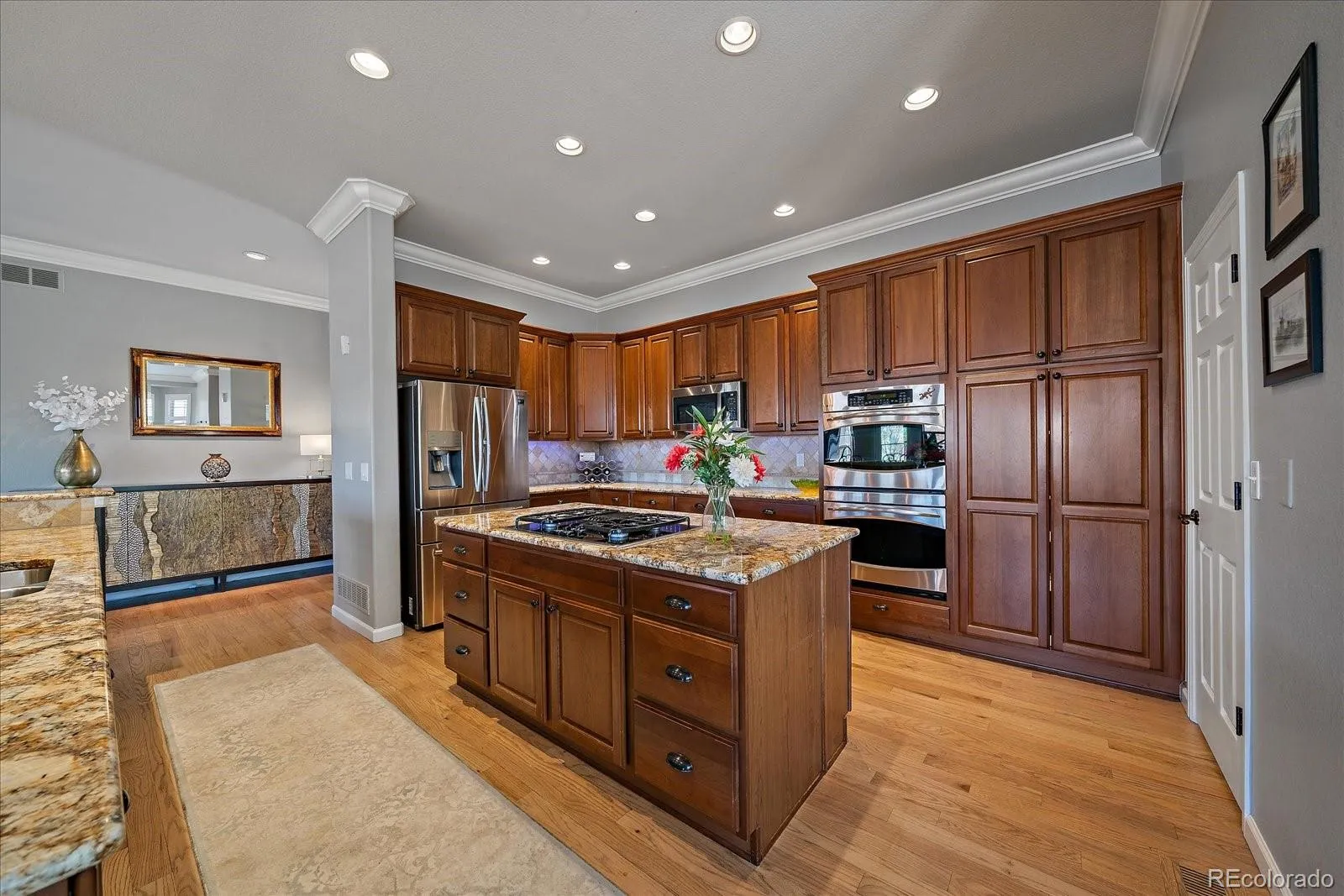 7660 S Blackstone Parkway Aurora CO 80016 MLS #REC4116596 05142026211429 1600 13