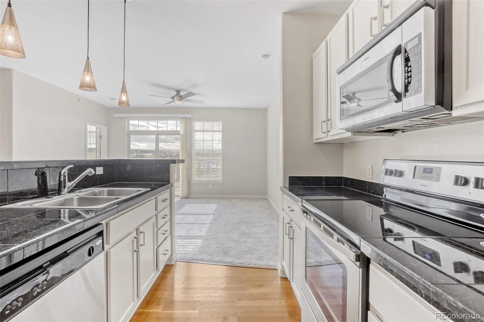 13456 Via Varra #411 Broomfield CO 80020 | MLS #REC4117388 06292026172145 1600 37