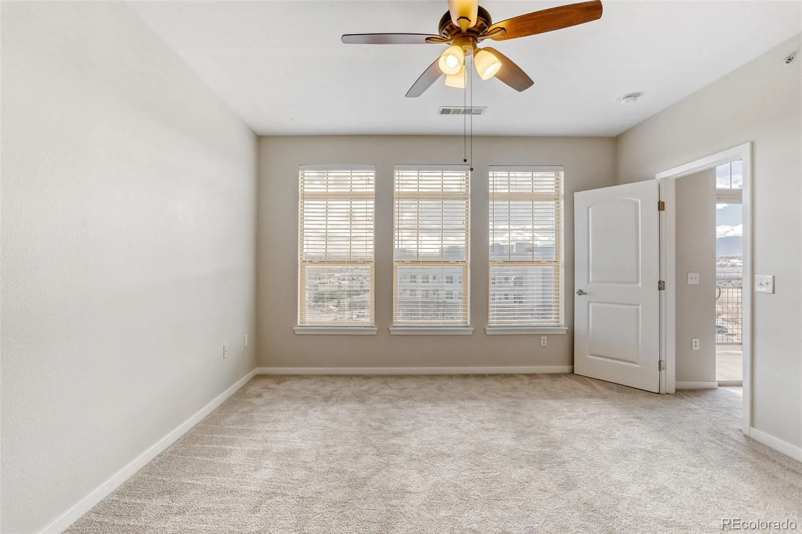 13456 Via Varra #411 Broomfield CO 80020 | MLS #REC4117388 06292026172145 1600 40