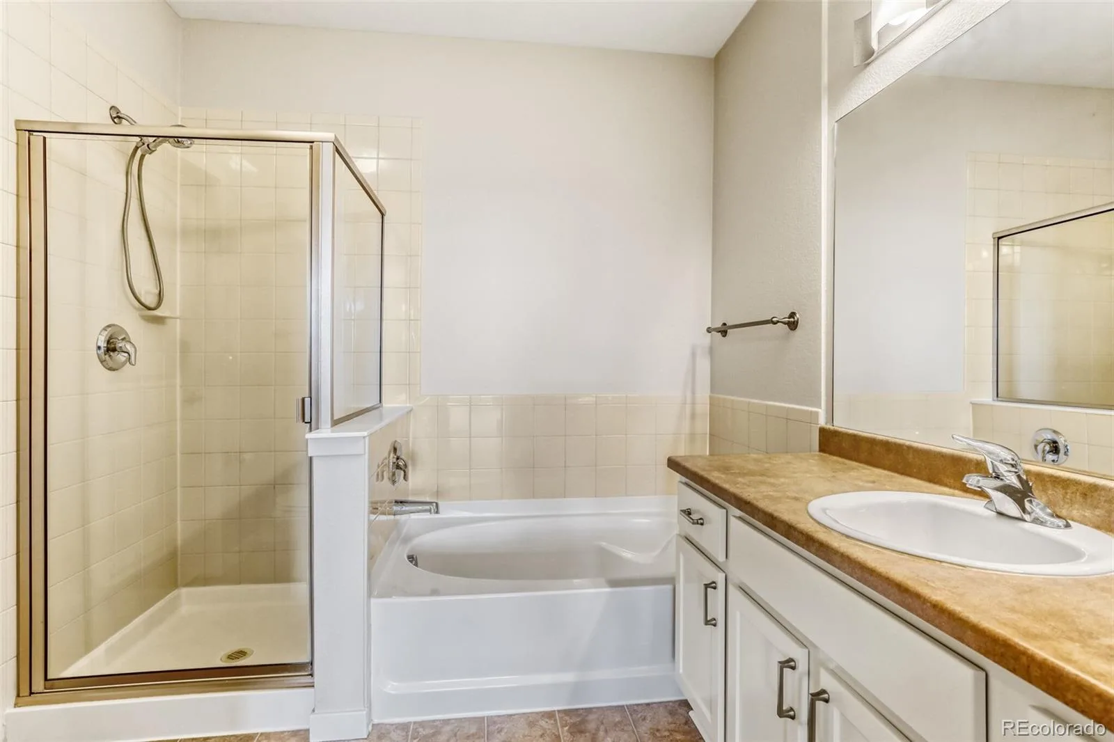 13456 Via Varra #411 Broomfield CO 80020 | MLS #REC4117388 06292026172145 1600 44