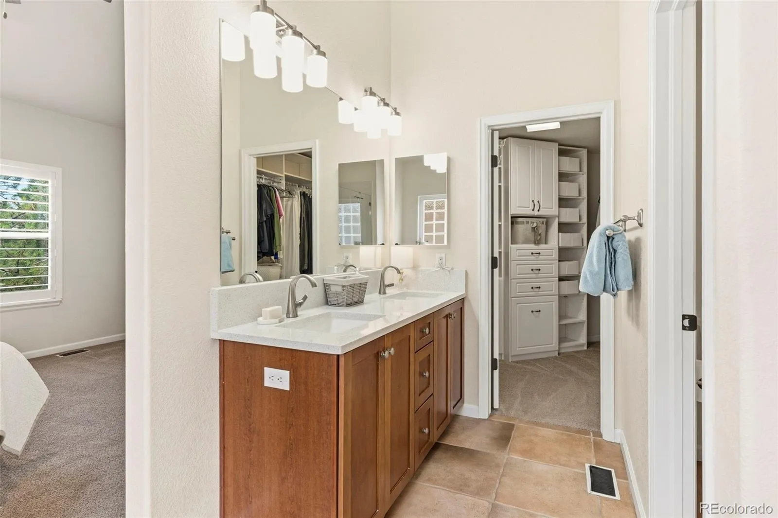22783 E Davies Drive Aurora CO 80016 MLS #REC4118552 04172026154805 1600 20