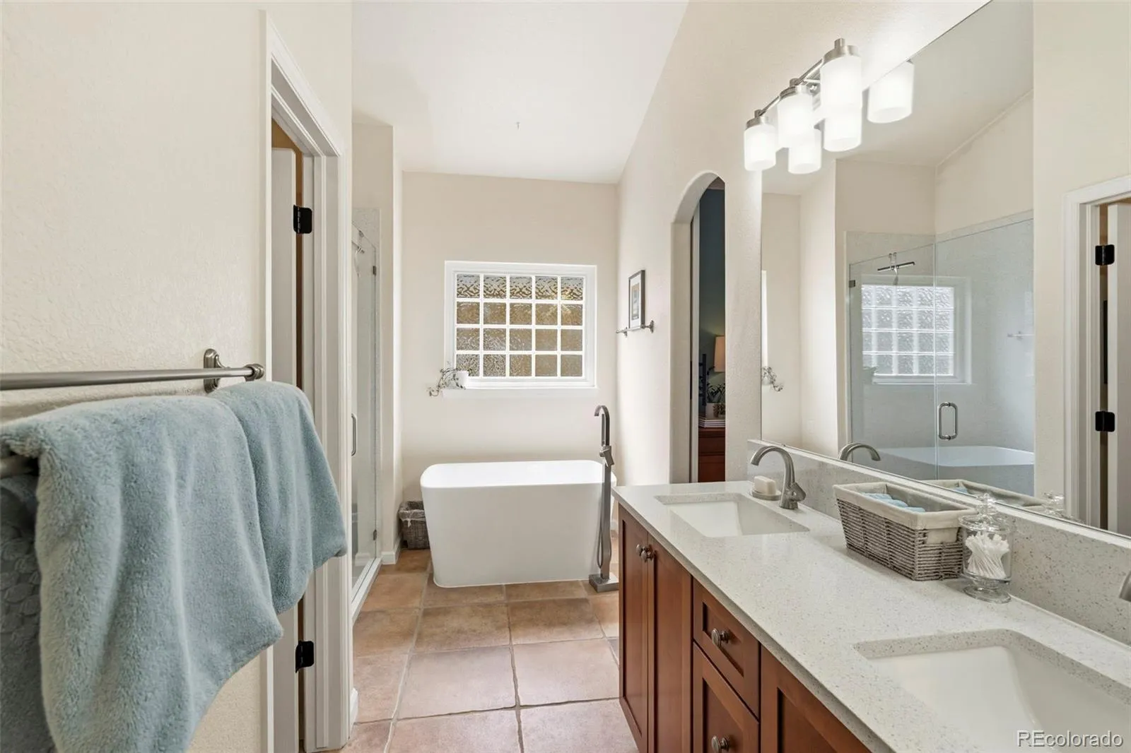 22783 E Davies Drive Aurora CO 80016 MLS #REC4118552 04172026154805 1600 22