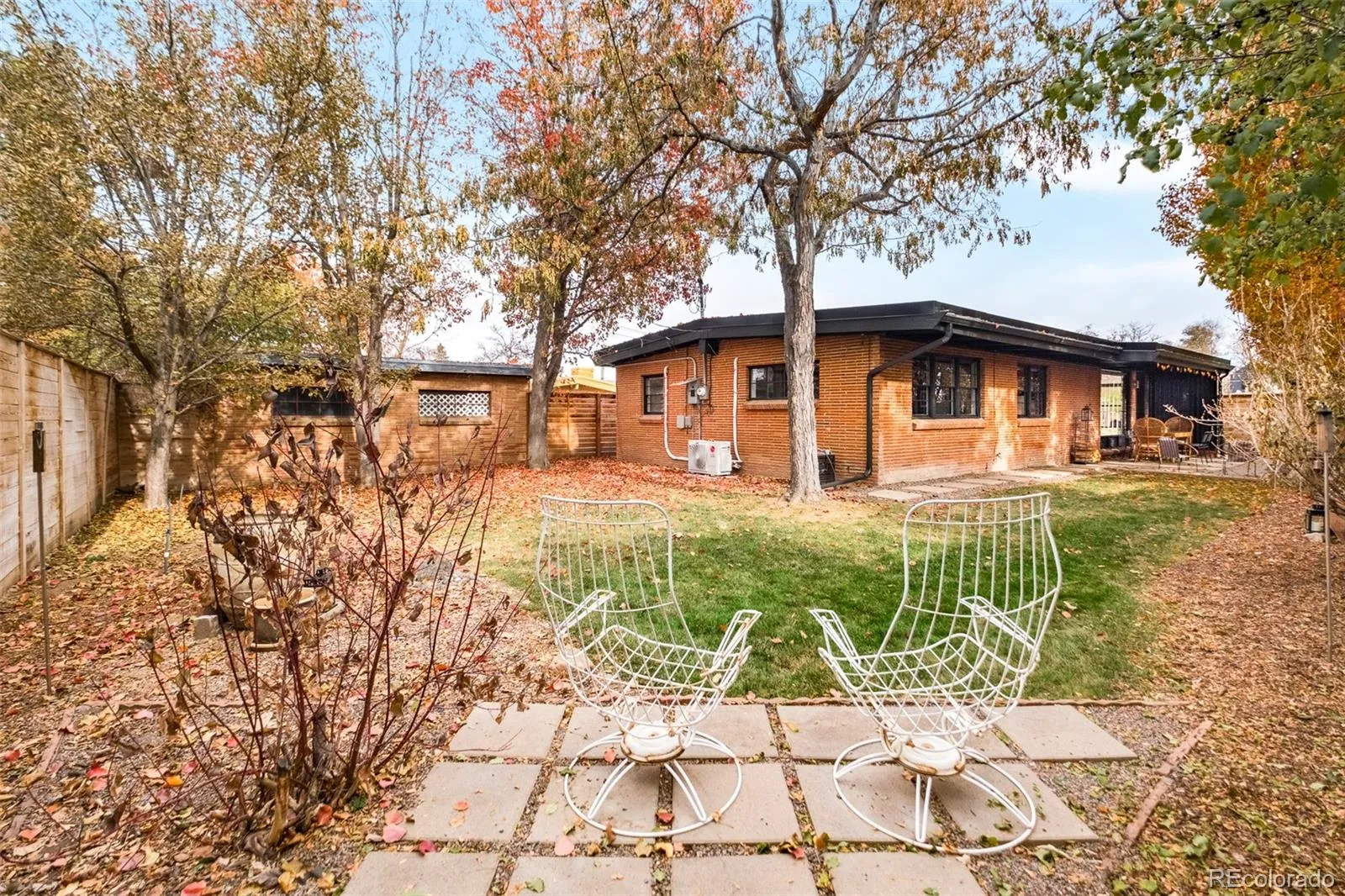 04212026210642 1600 32