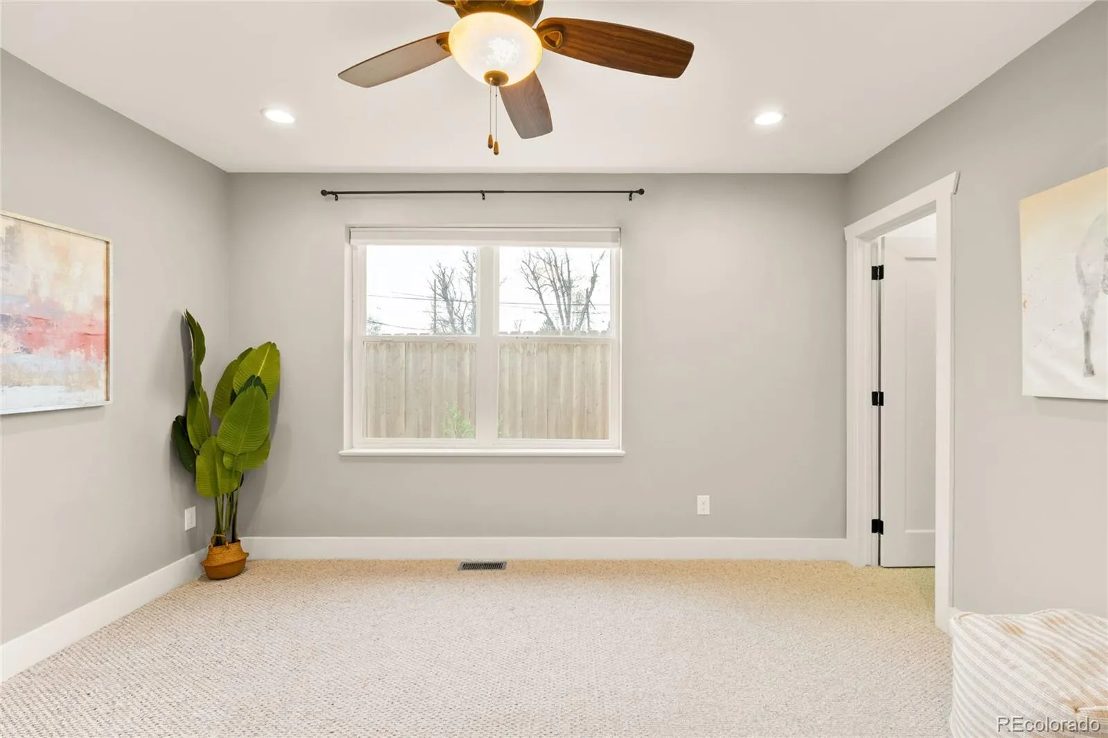 04092026214016 1600 26