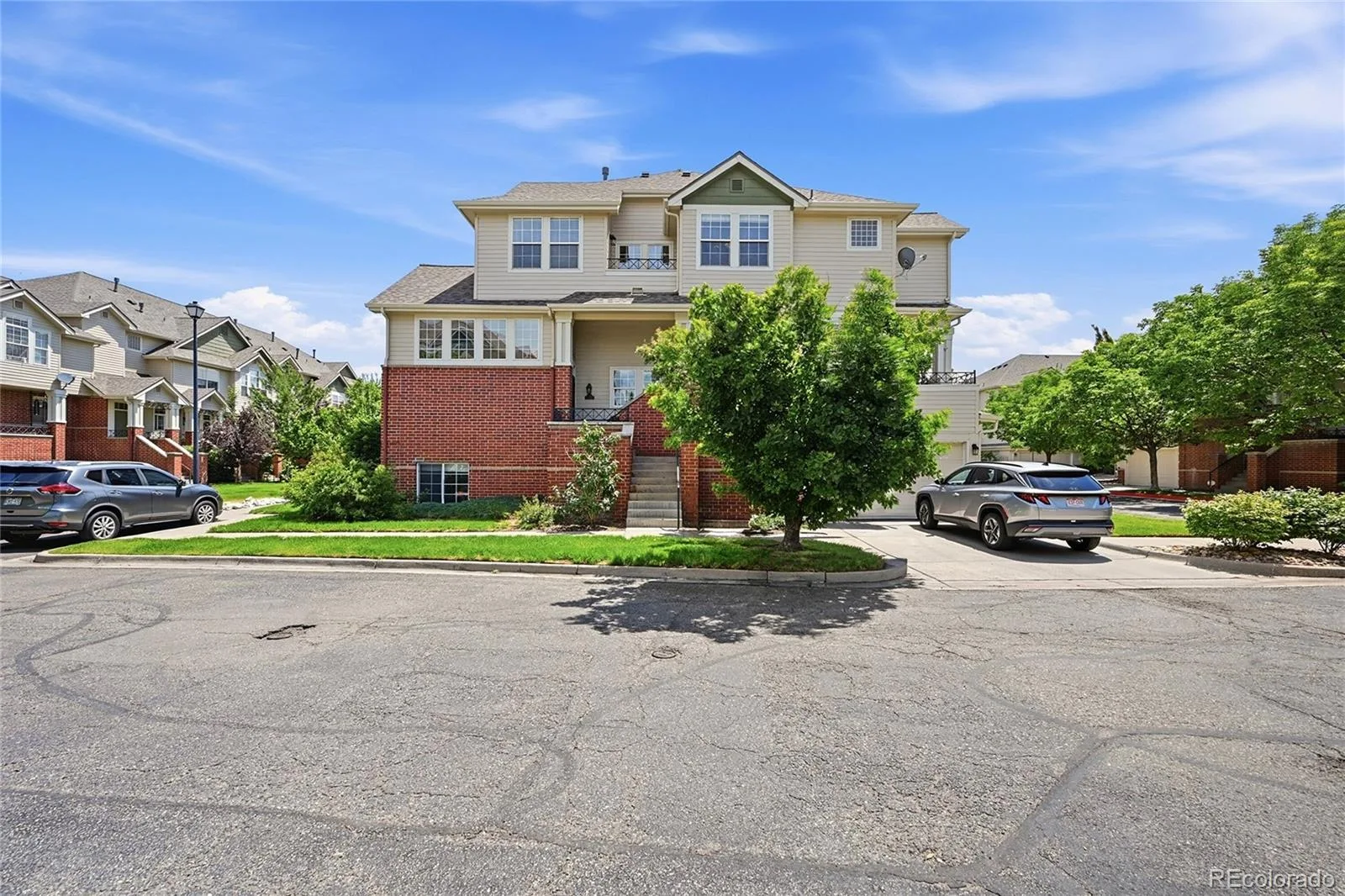 1428 S Dayton Circle Aurora CO 80247 MLS #REC4121688 06032026185154 1600 16