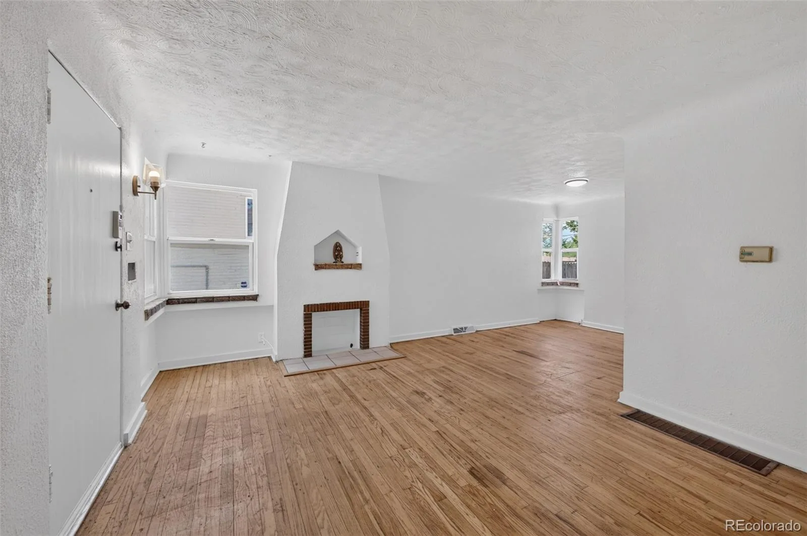 3525 N Saint Paul Street Denver CO 80205 | MLS #REC4123942 07212026153358 1600 1