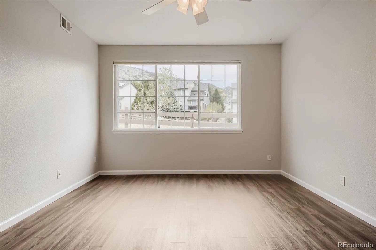 9856 W Freiburg Drive #G Littleton CO 80127 | MLS #REC4124966 07302026034541 1600 15