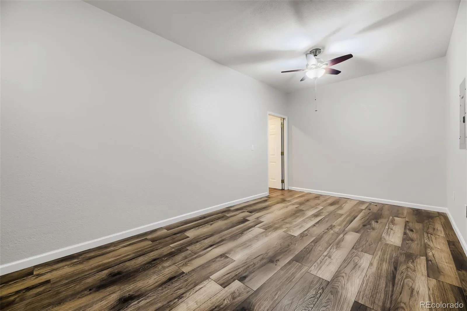 9856 W Freiburg Drive #G Littleton CO 80127 | MLS #REC4124966 07302026034541 1600 23