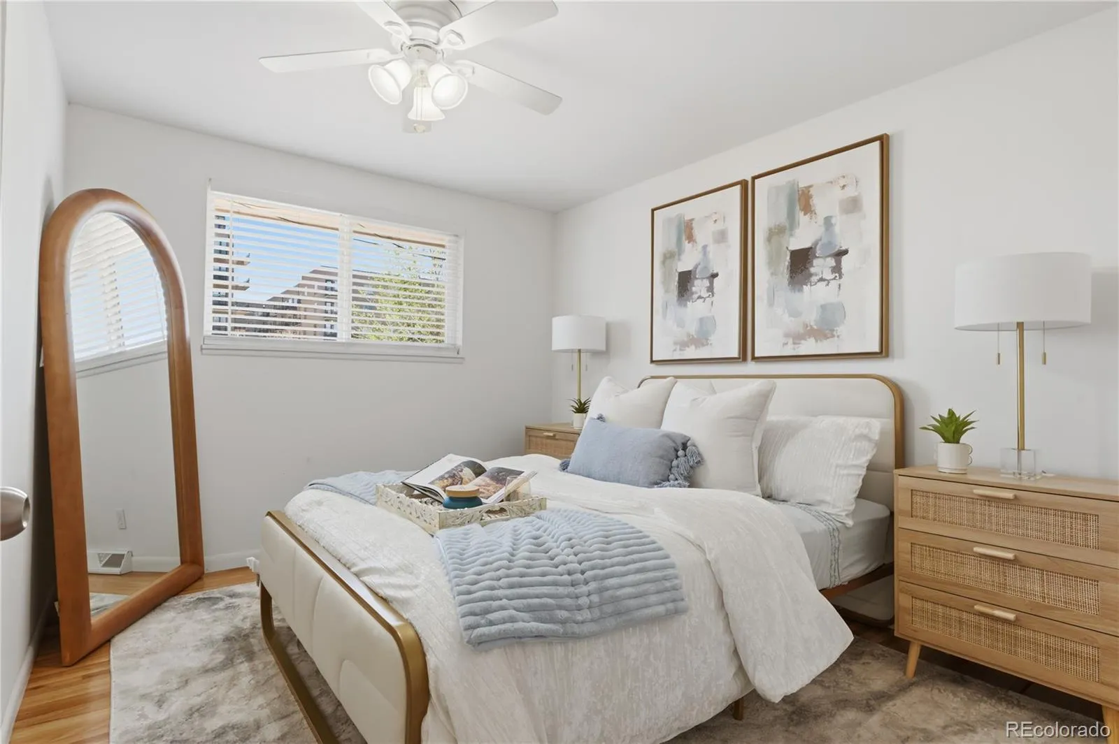 04082026194926 1600 12