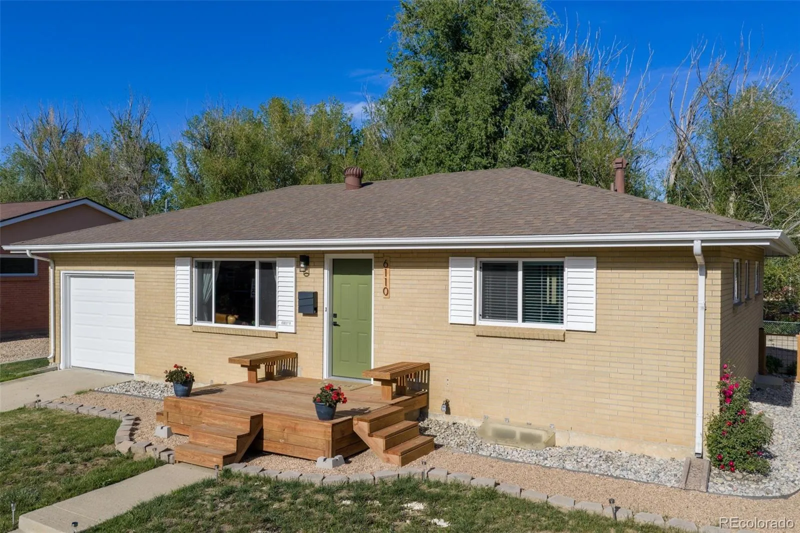 6110 Brooks Drive Arvada CO 80004 MLS #REC4131861 05152026034538 1600 0