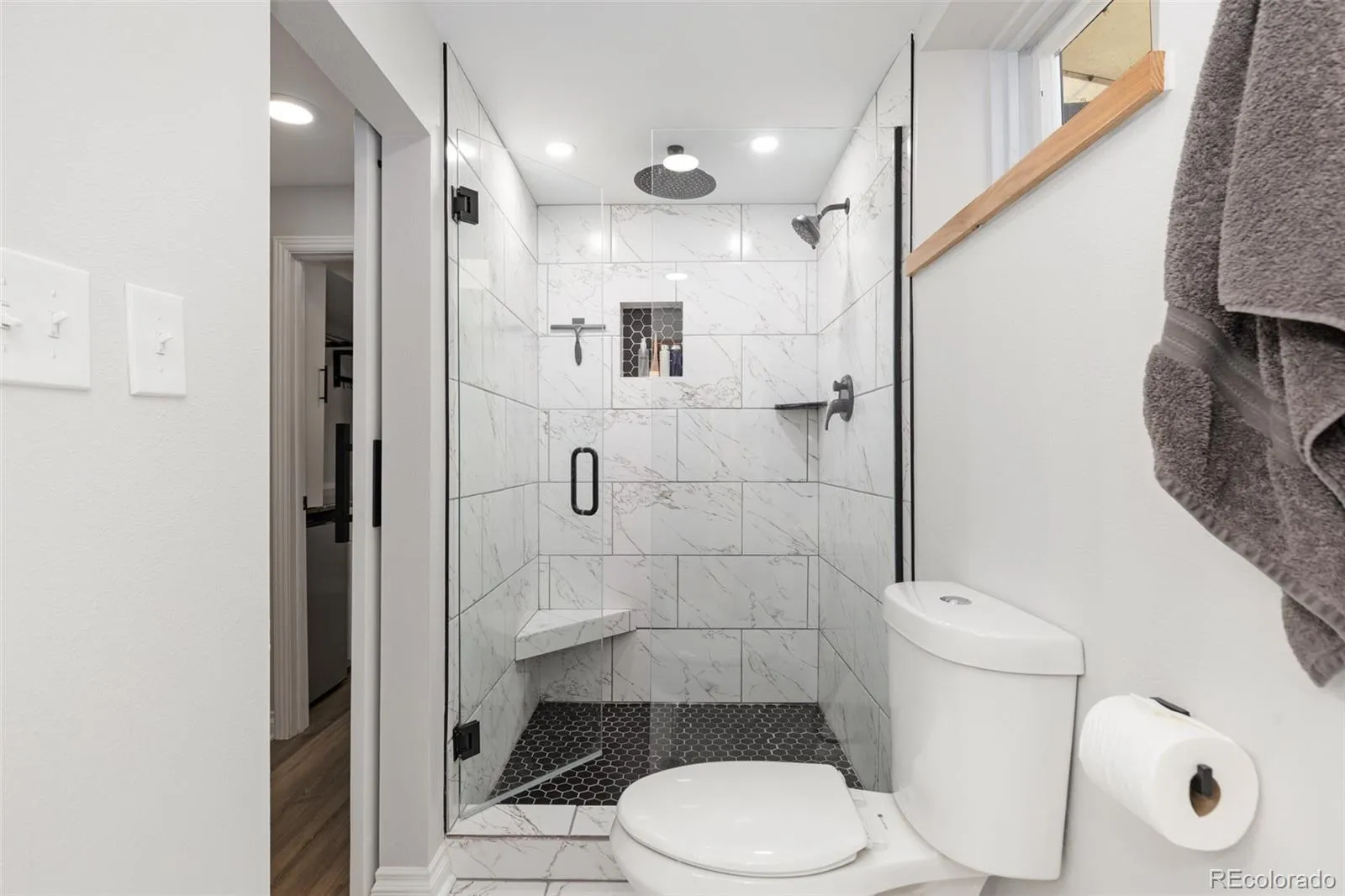 6110 Brooks Drive Arvada CO 80004 MLS #REC4131861 05152026034538 1600 20