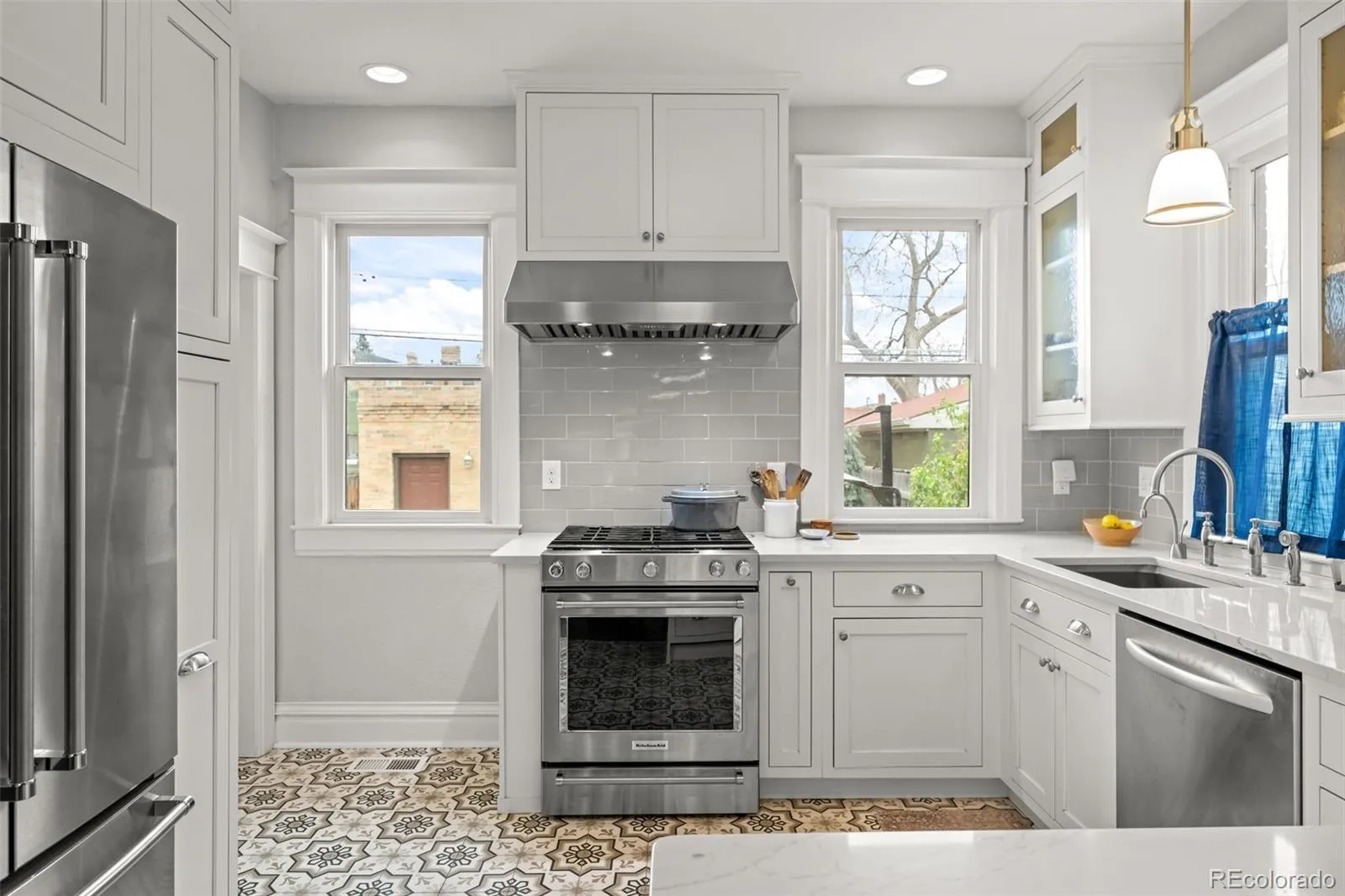 04062026215205 1600 17