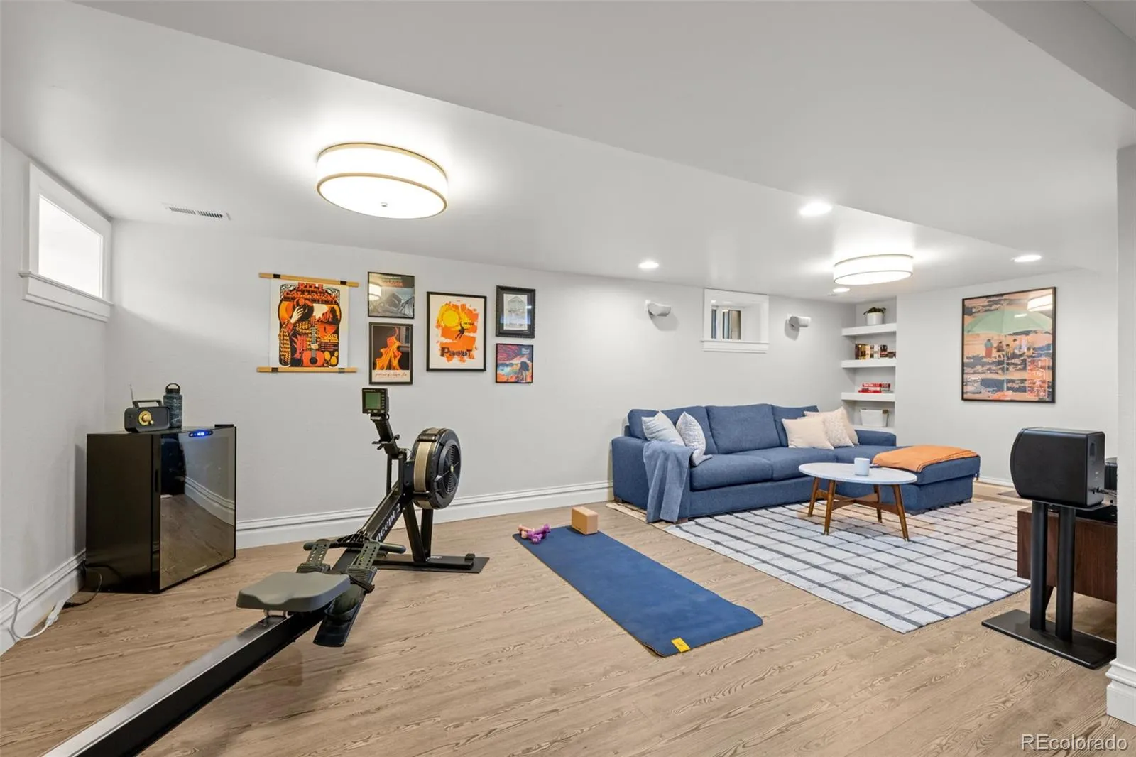 04062026215205 1600 32