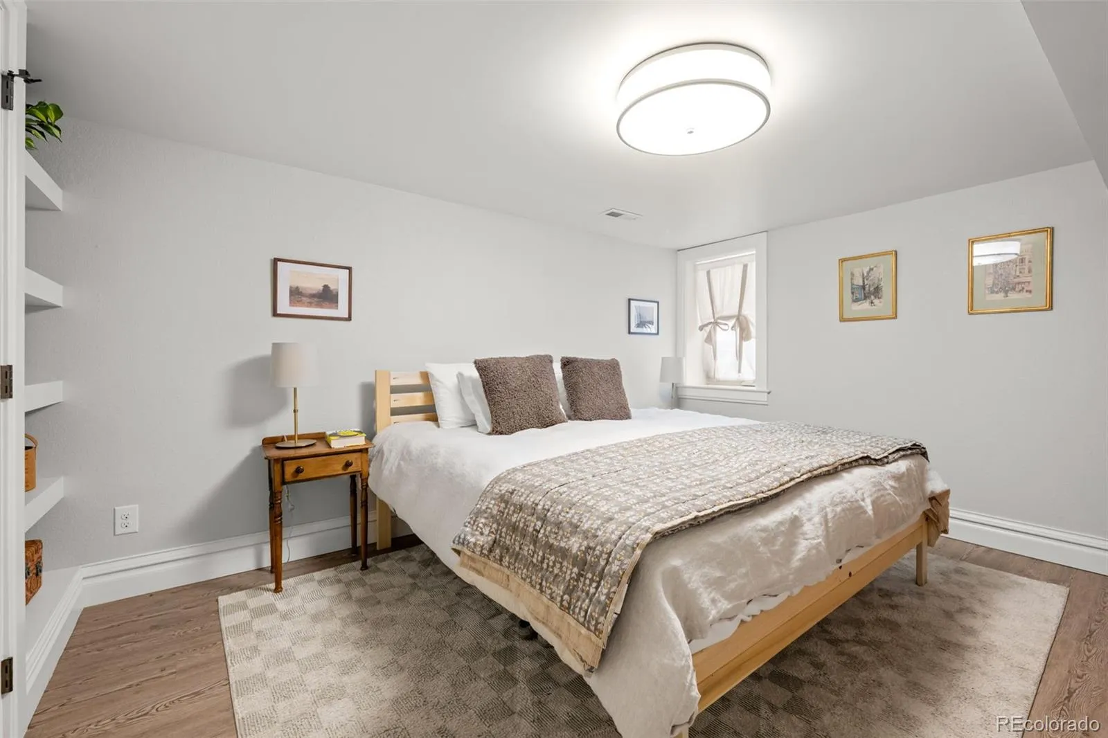 04062026215205 1600 37