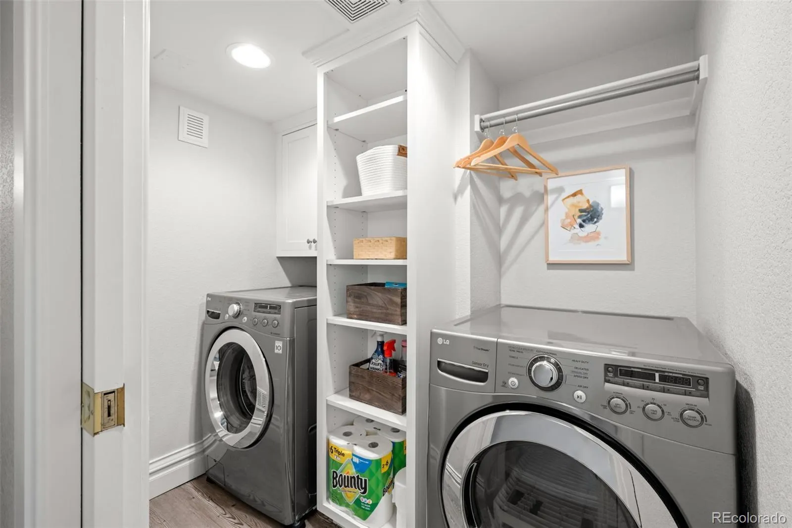 04062026215205 1600 40