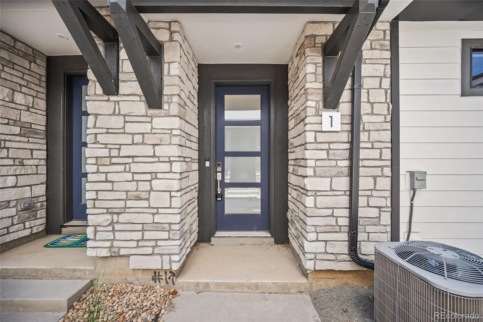 2060 S Holly Street #1 Denver CO 80222 | MLS #REC4133149 07172026181117 1600 1
