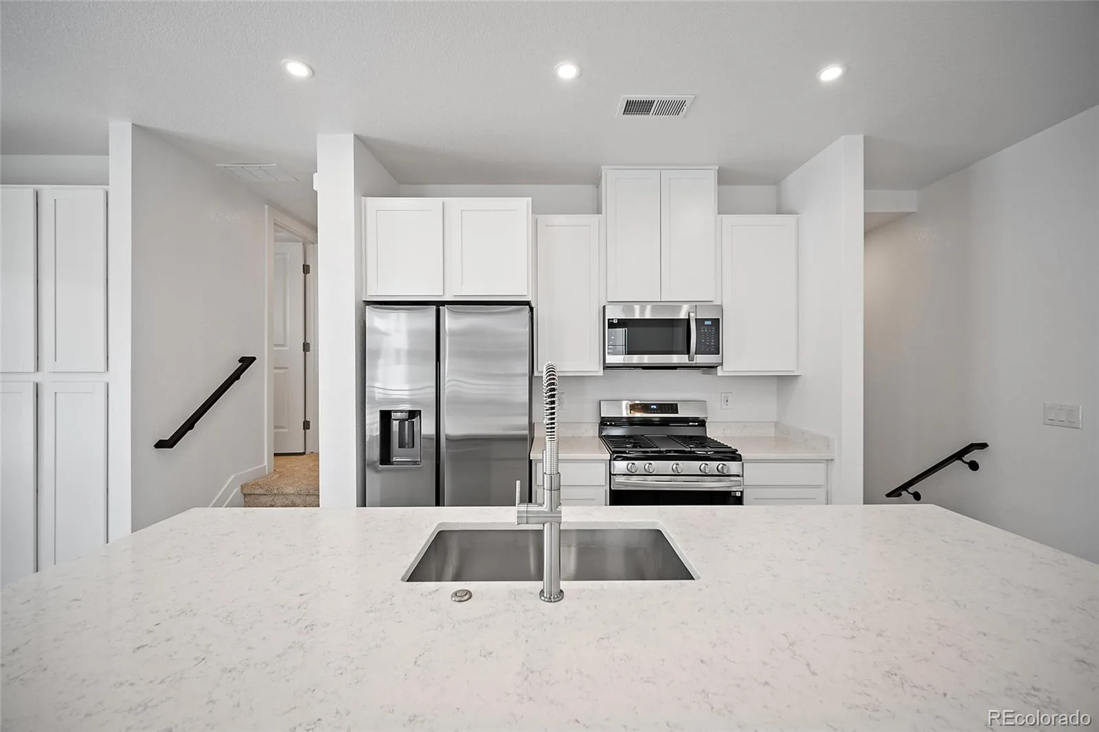 2060 S Holly Street #1 Denver CO 80222 | MLS #REC4133149 07172026181117 1600 10