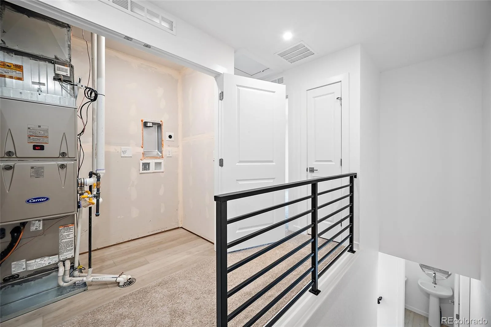 2060 S Holly Street #1 Denver CO 80222 | MLS #REC4133149 07172026181117 1600 17