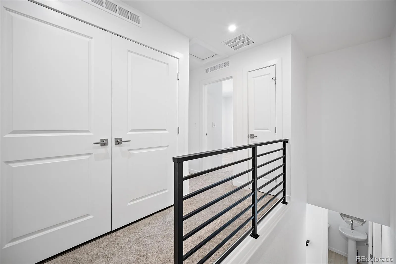 2060 S Holly Street #1 Denver CO 80222 | MLS #REC4133149 07172026181117 1600 18