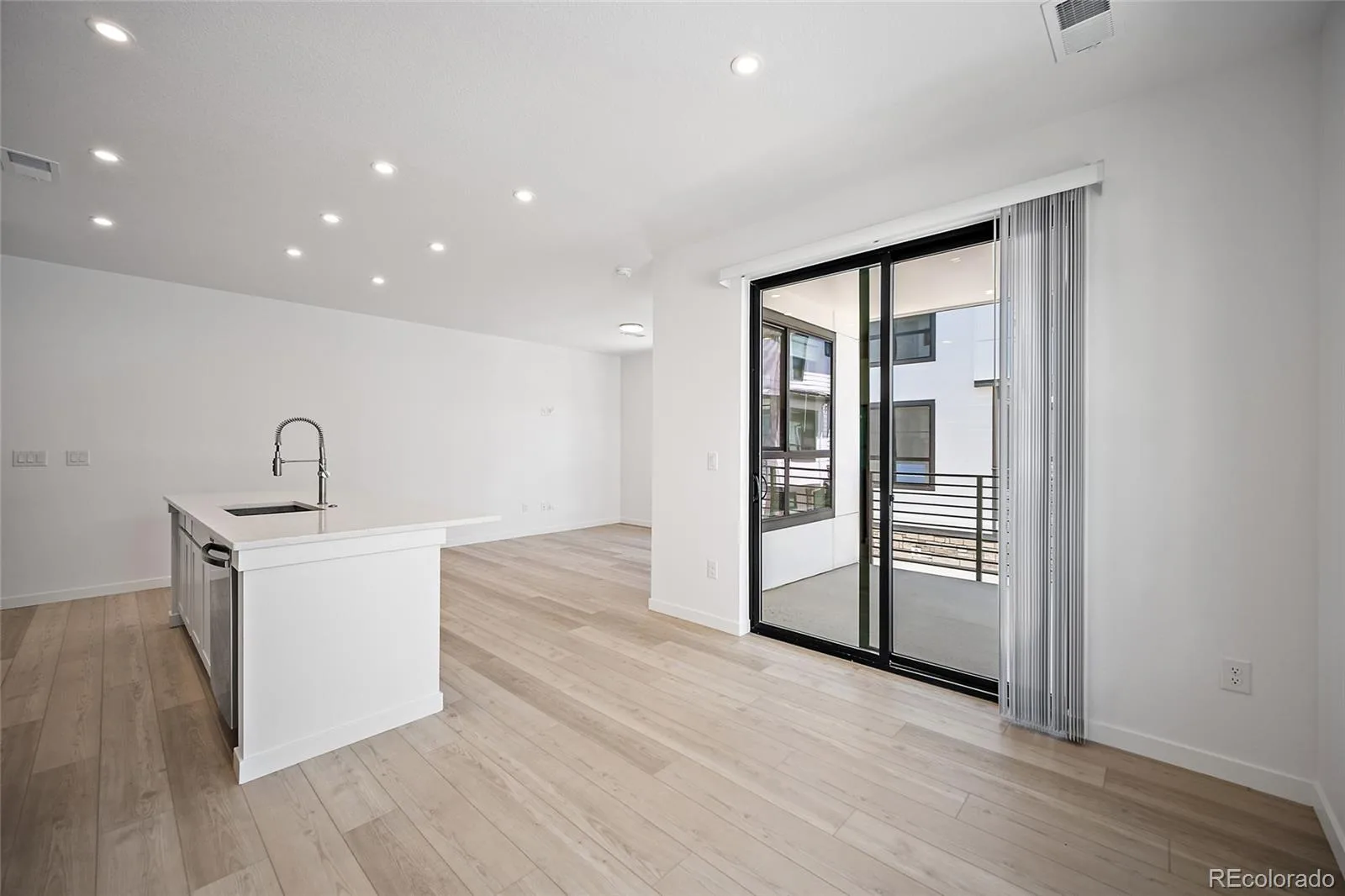 2060 S Holly Street #1 Denver CO 80222 | MLS #REC4133149 07172026181117 1600 8
