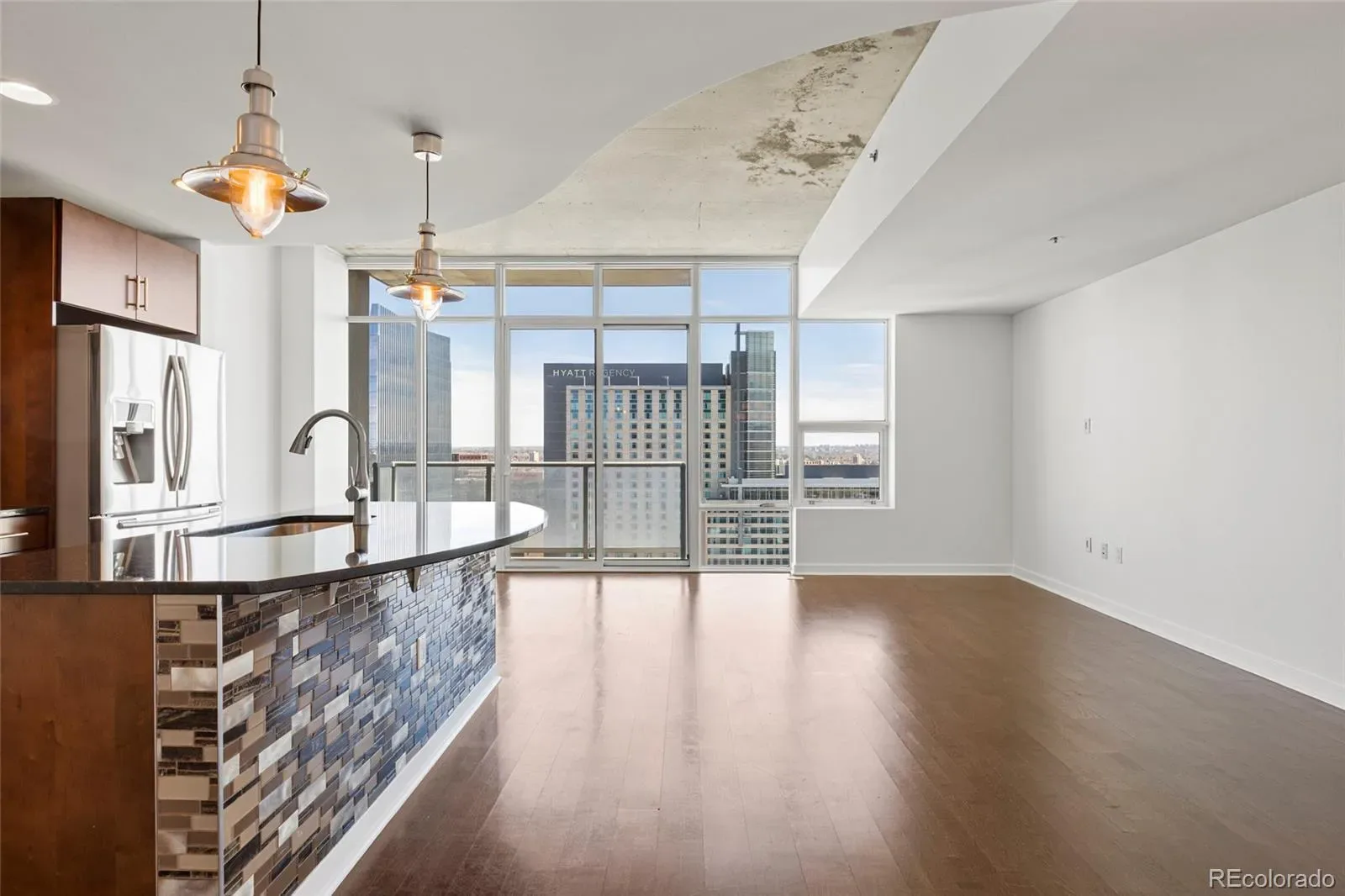 03202026165336 1600 21