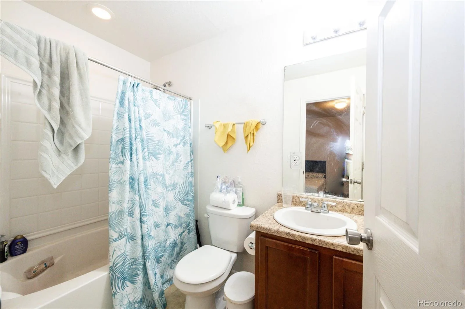 4608 Andes Way Denver CO 80249 | MLS #REC4133433 08252026174809 1600 18