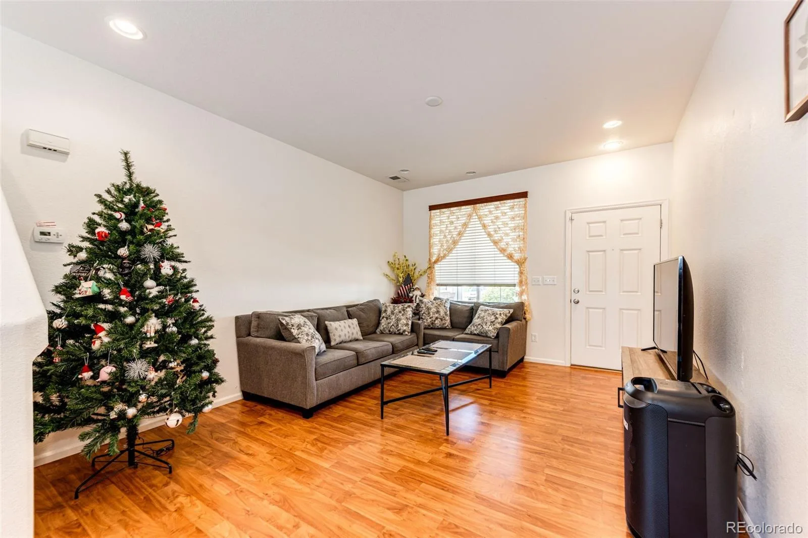 4608 Andes Way Denver CO 80249 | MLS #REC4133433 08252026174809 1600 5