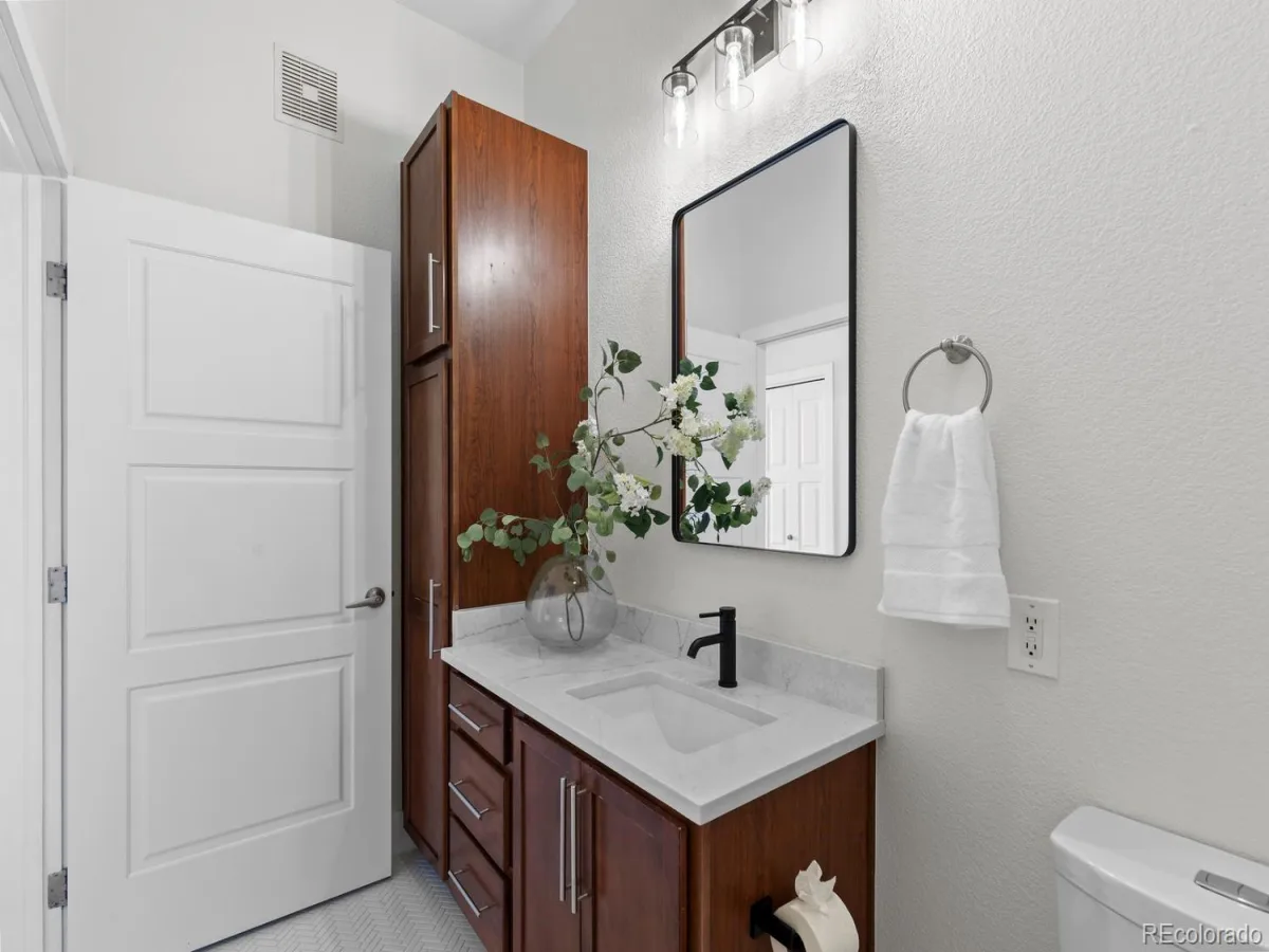 10111 Inverness Main Street #316 Englewood CO 80112 | MLS #REC4134163 07052026035228 1200 31